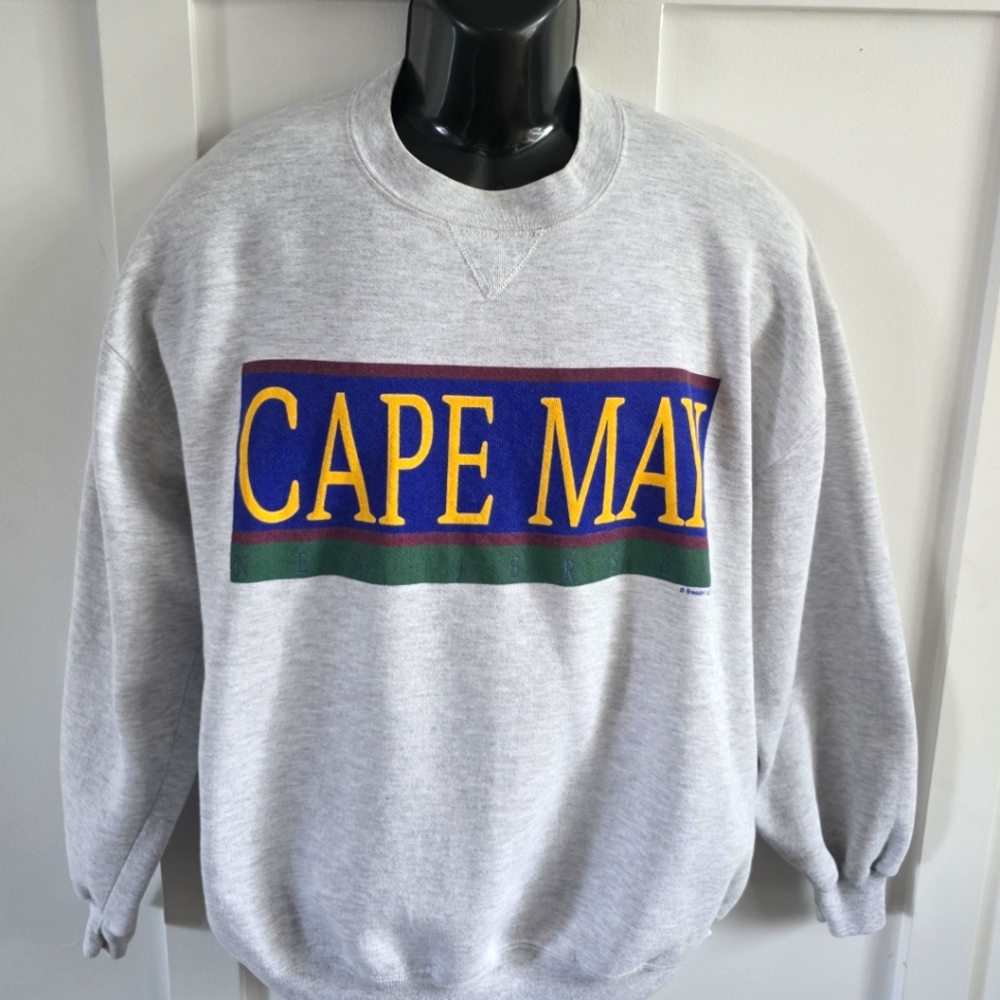 3/25$ Russell Athletic Cape May Gray Sweater,(flaws) Size XL